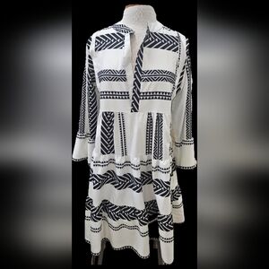 Black and White Geometric Patterned Dress